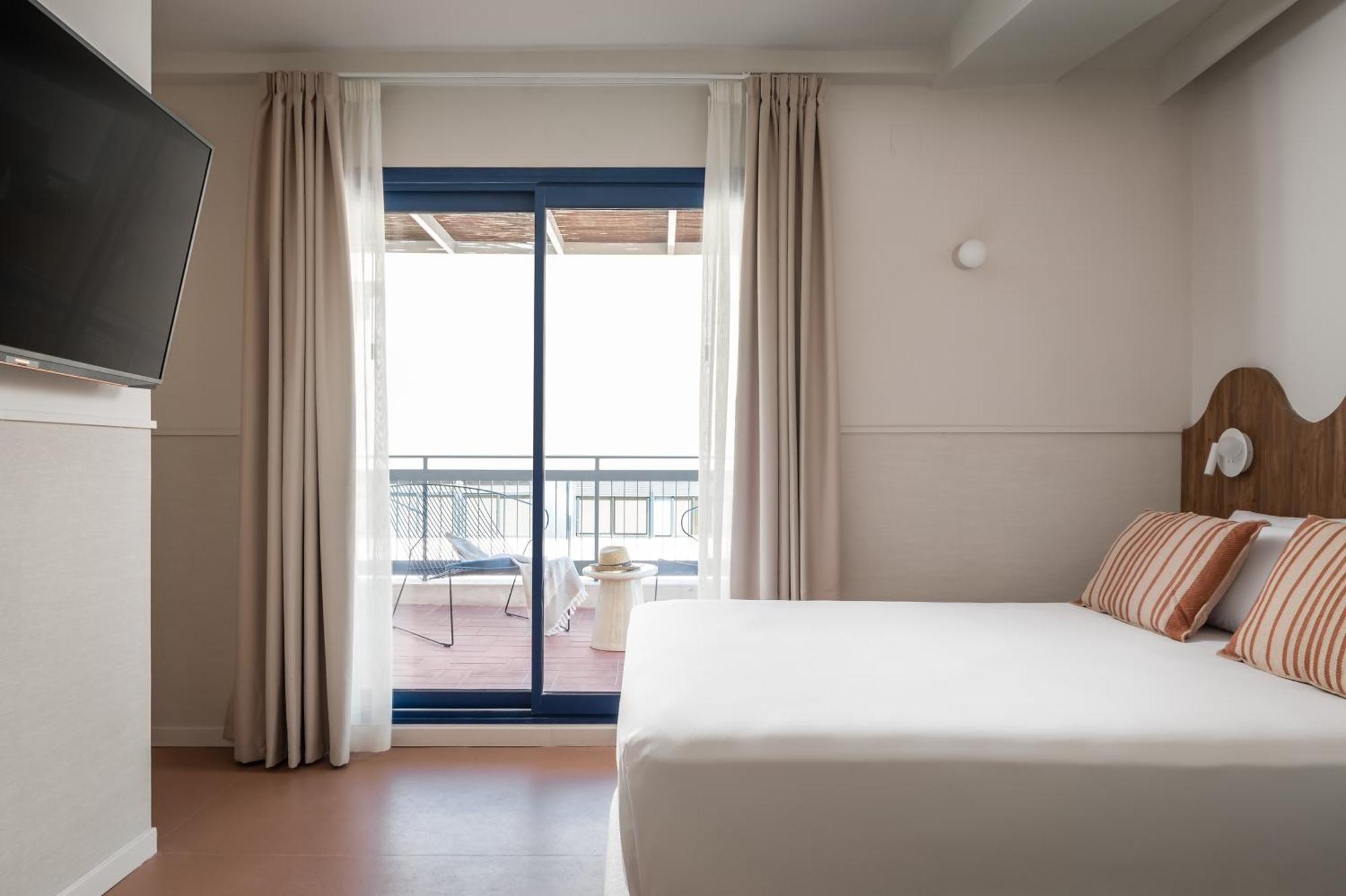 Hotel Bypillow Paseo