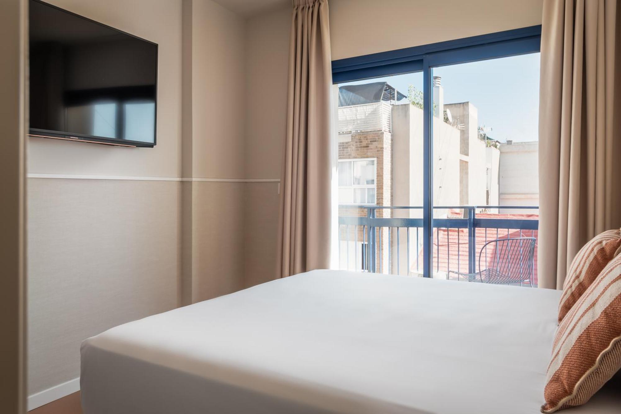 Bypillow Paseo Hotel